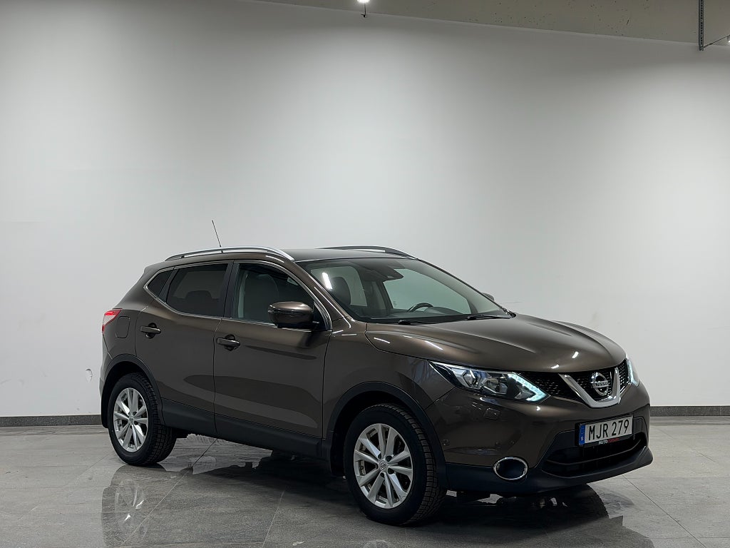 Nissan Qashqai 1.2 DIG-T XTRONIC-CVT Glastak 360-kamera Navi Drag
