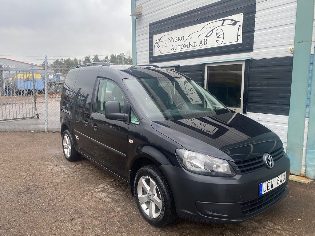 Volkswagen Caddy Skåpbil 1.6 TDI DSG Sekventiell 102hk&Nybesik