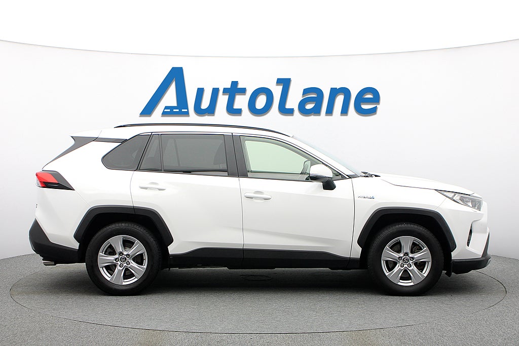 Toyota RAV4 Hybrid AWD-i 2.5 Active, Komfortpaket, Carplay 222hk