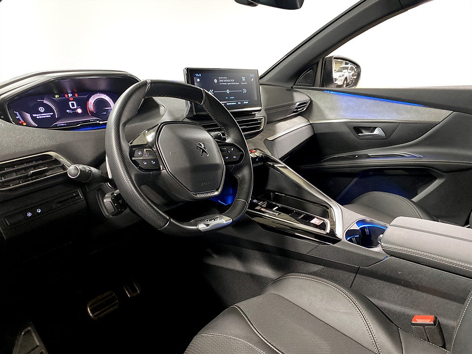 Bild på Peugeot 5008 GT 1,2 PT 130hk Aut 7-SITS B-KAMERA CARPLAY