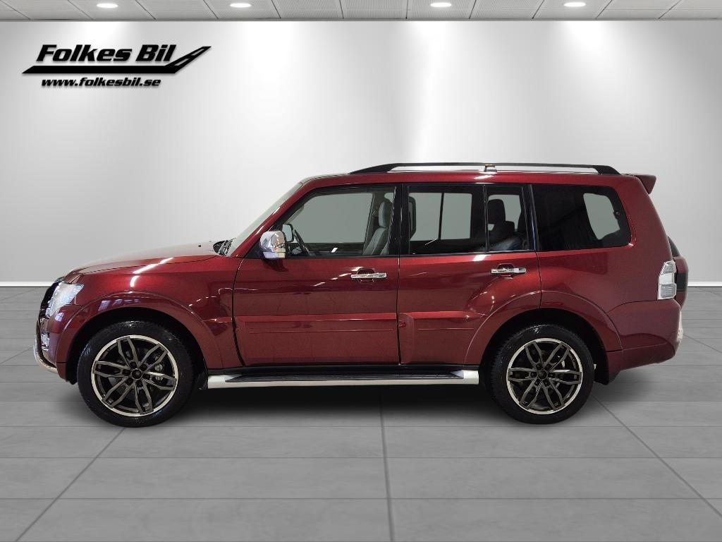 Mitsubishi Pajero 2016, bild 4/10