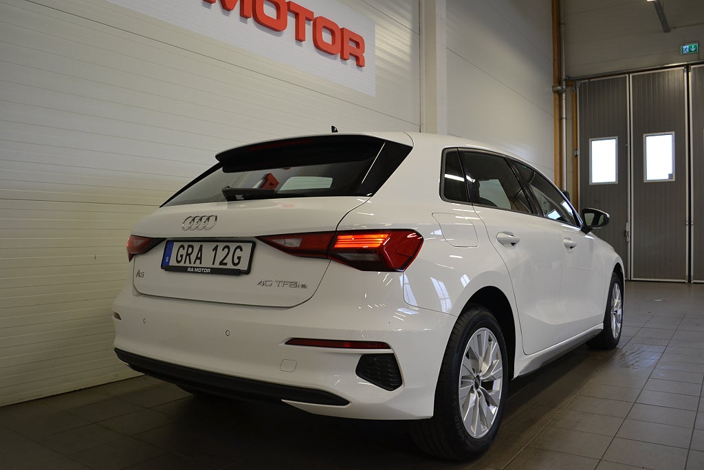 Audi A3 Sportback 40 TFSI e 204hk | Navi | 2023