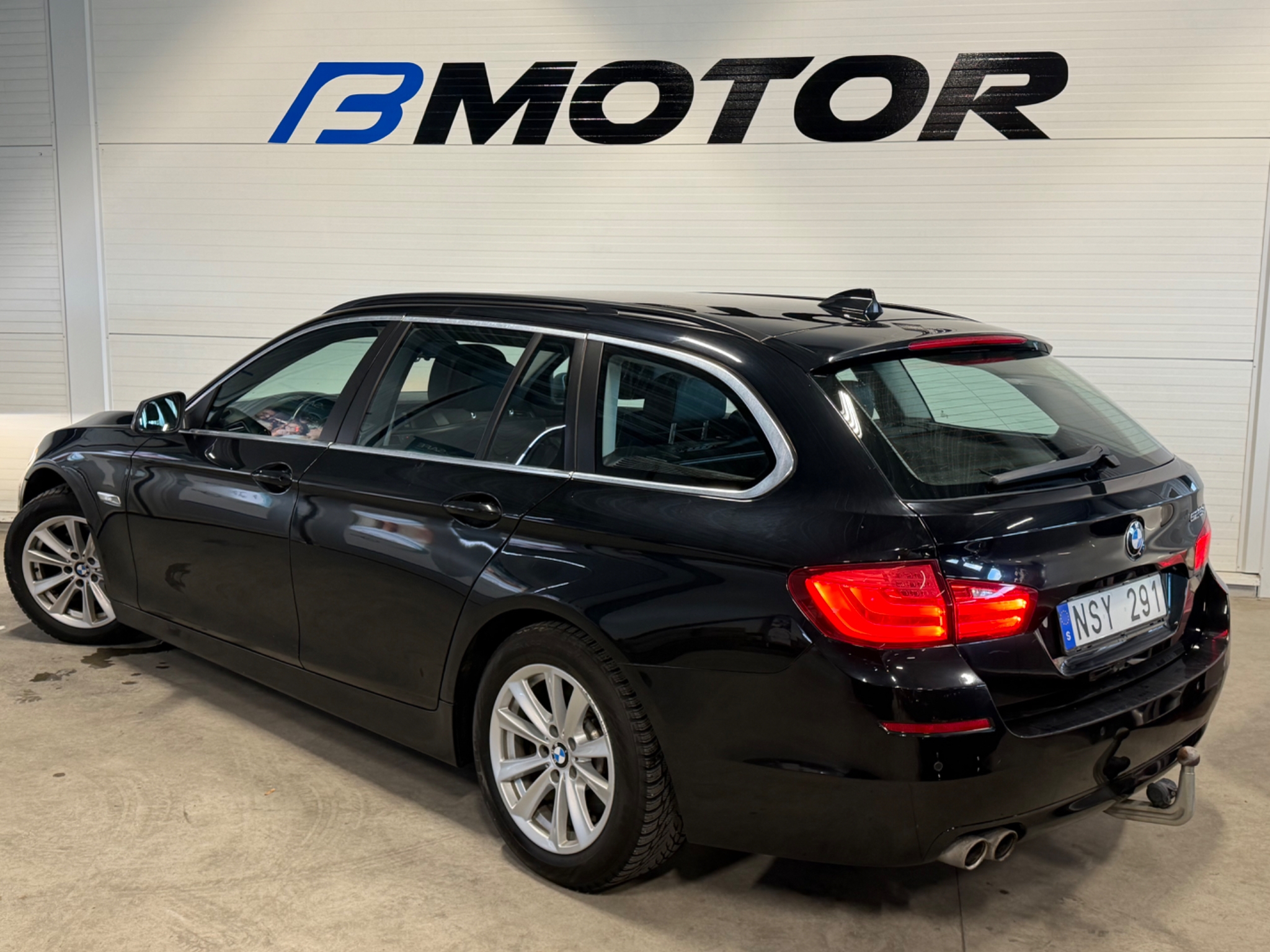 BMW 525 d Touring Euro 5 2011, bild 2/10