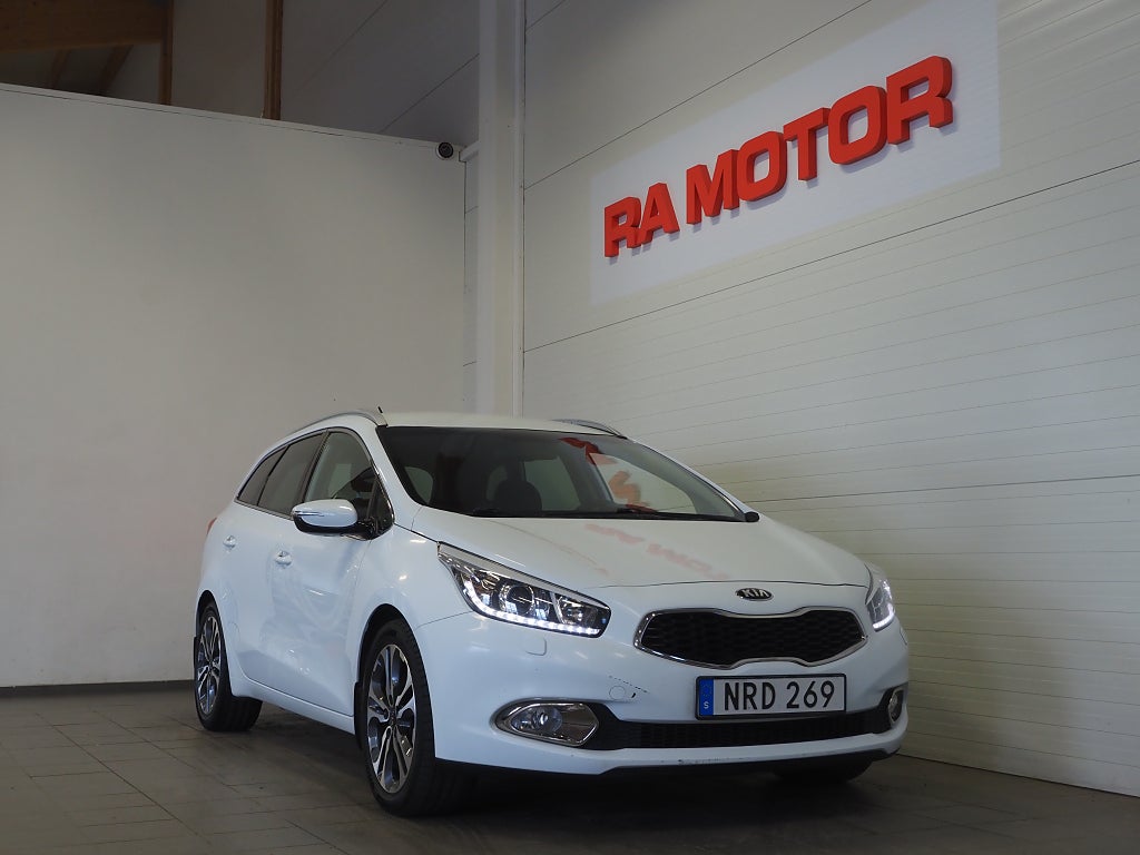 Kia Ceed _sw 1.6 CRDi EX Automat Business Backkamera Skinn 2015