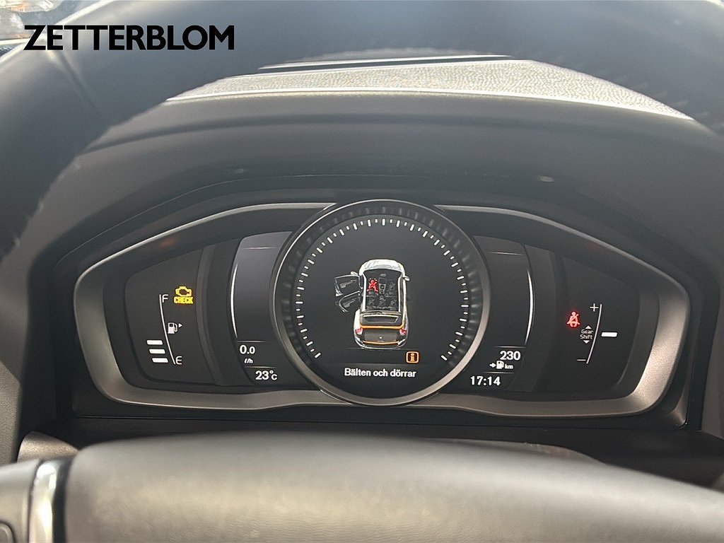 SUV Volvo XC60 11 av 14