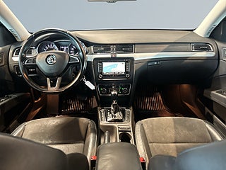 Skoda Superb Kombi 2.0 TDI 4×4 Elegance Drag/MoK/S&V/LED-Ramp/P-Sens – bild 8