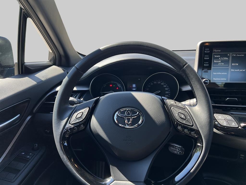 Toyota C-HR 2023 - miniatyr 10