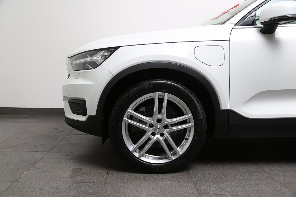 Volvo XC40 Recharge T4 Plug-in Inscription H/K Orrefors Drag Moms 2022