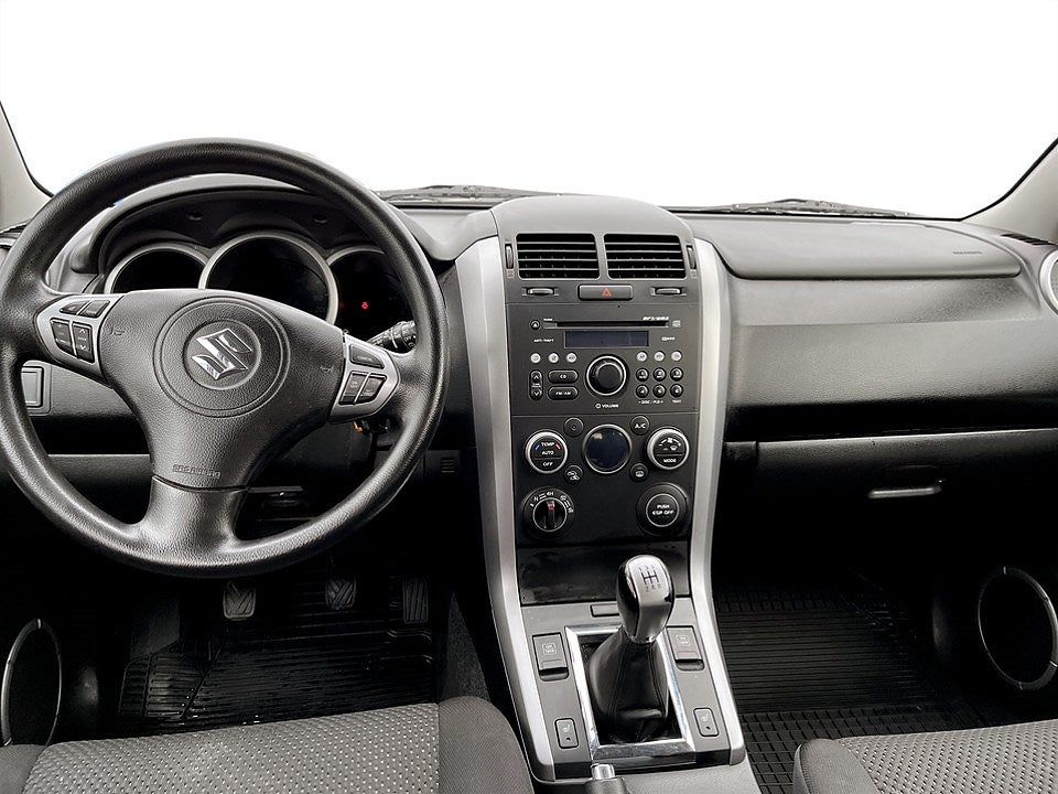 Bild på Suzuki Grand Vitara 5D 2.4 169hk 4WD - MOTORVÄRMARE