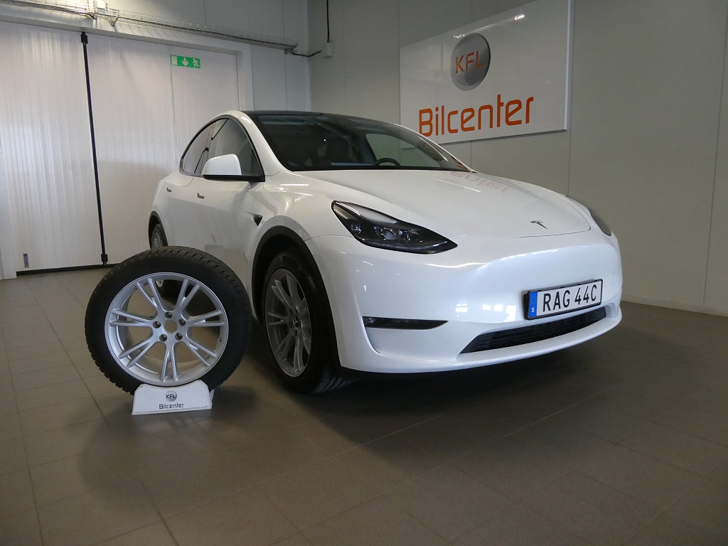 Tesla Model Y Long Range AWD Pano-Kamera-AutoPilot-Skinn-SoV
