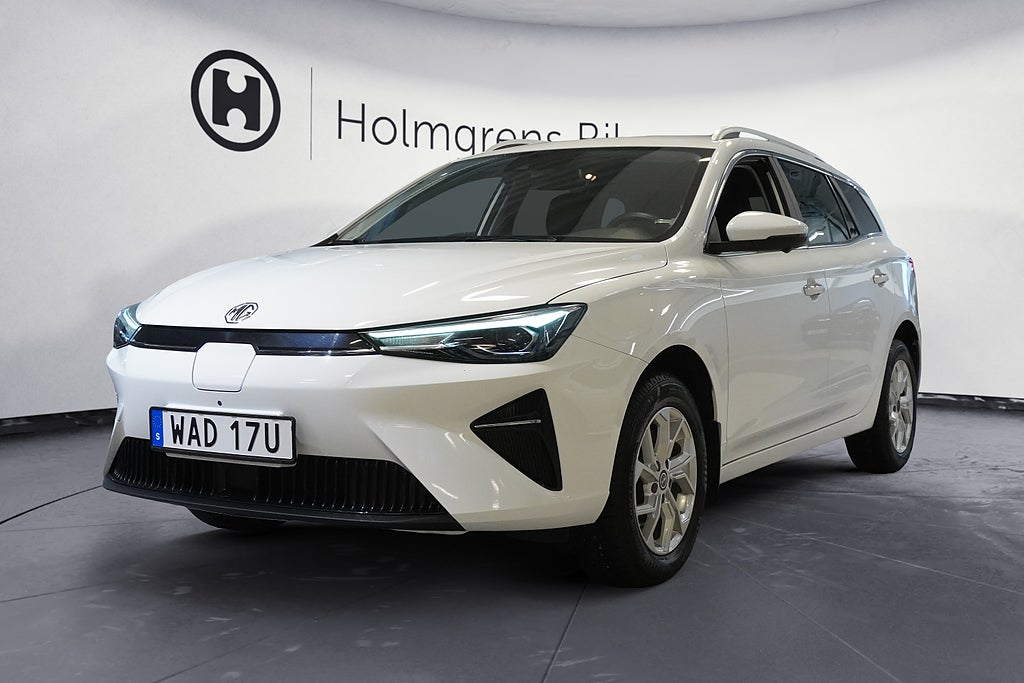 MG 5 0,95% ränta 61 kWh Lux LR Kamera Fartpilot iSmart