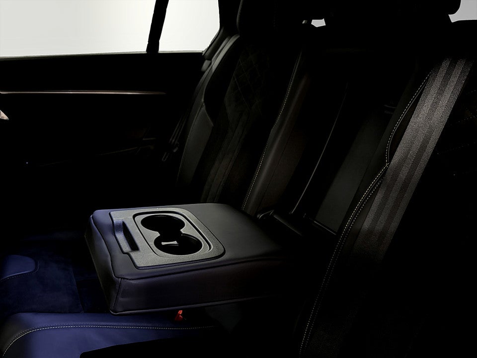 Bild på Peugeot 508 SW PSE Hybrid4 360hk Aut AWD 360° MASSAGE PANO HIFI