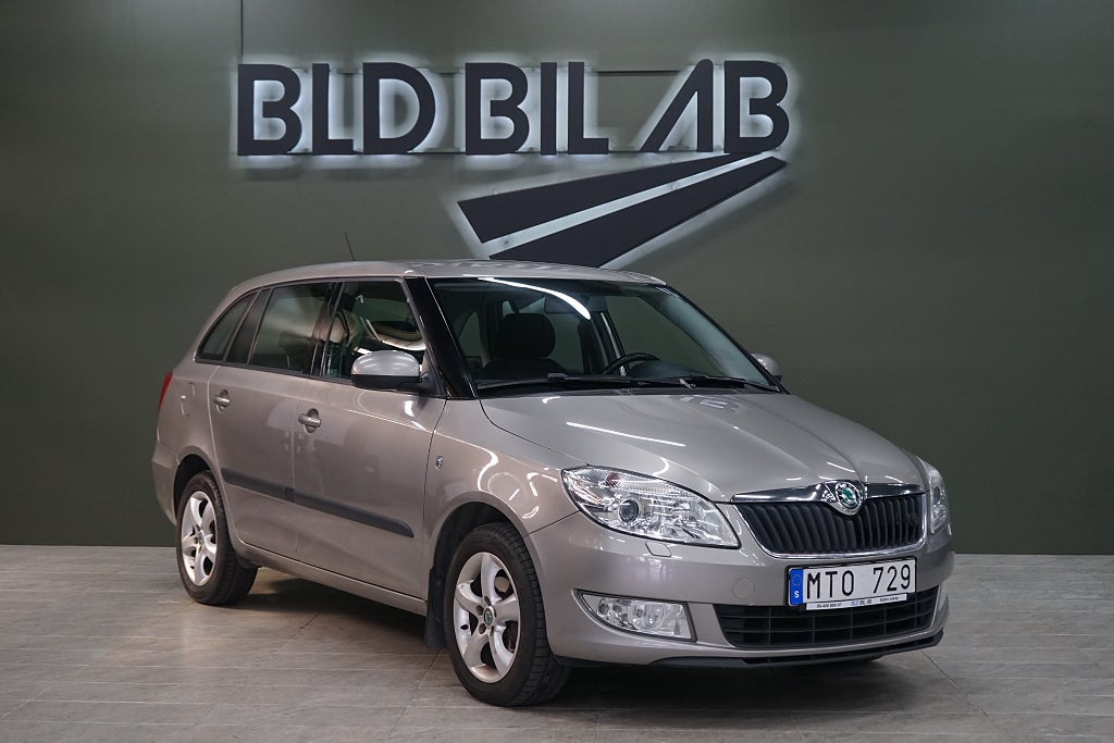 Skoda Fabia Kombi 1.2 TSI Elegance Fullservad Pdc 