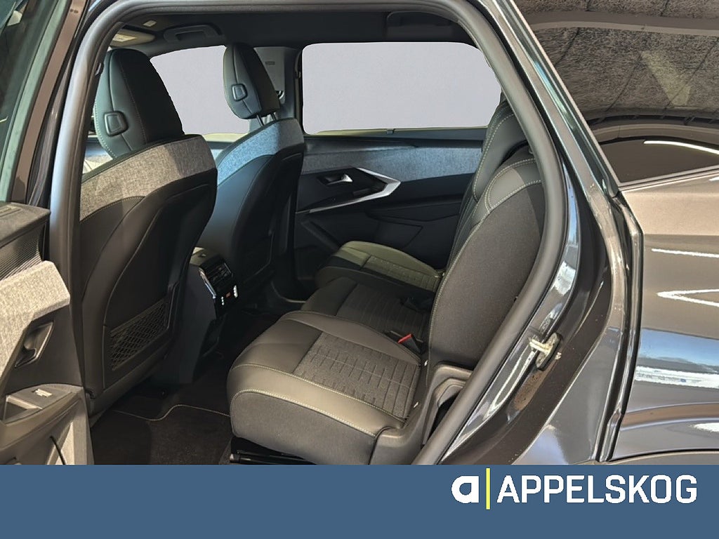 Peugeot 5008 HYBRID GT EDITION |FRI SERVICE 3 ÅR| thumbnail