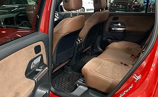 SUV Mercedes-Benz GLB 5 av 13