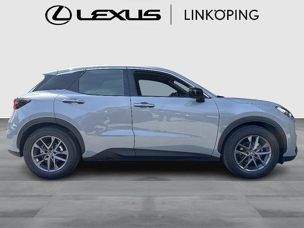 Lexus LBX 2025 - miniatyr 3