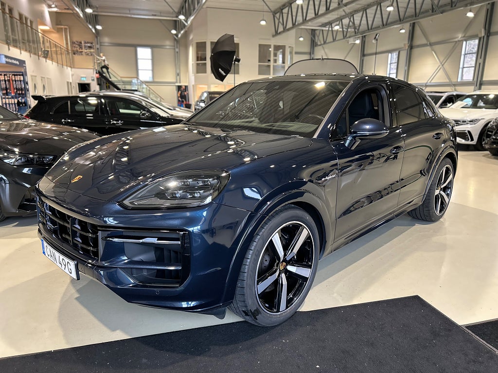 Porsche Cayenne Facelift E-Hybrid Coupé 470hk - Se utrustning!!! 