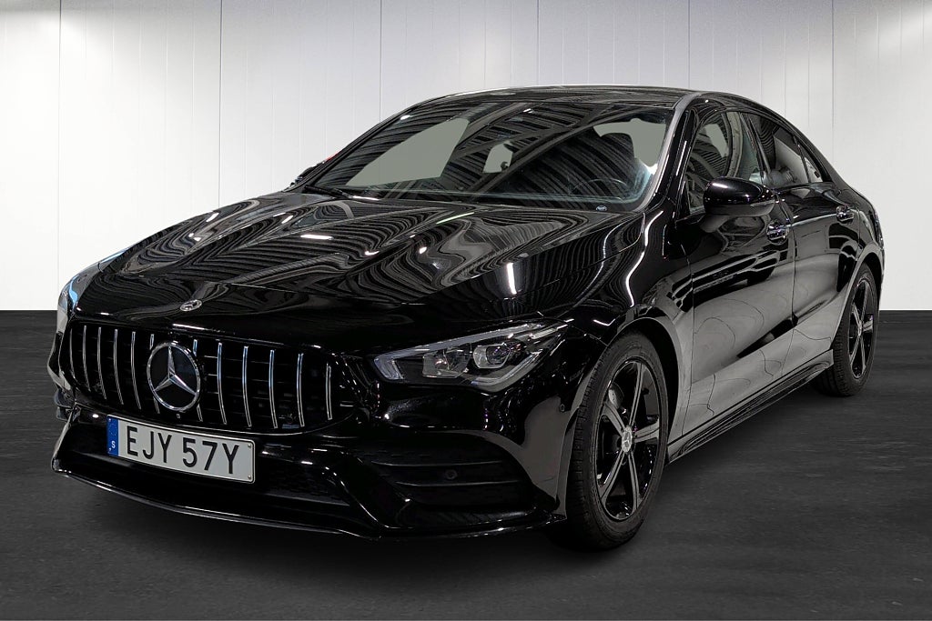 Mercedes-Benz CLA 200 AMG Ambient light Panorama Night pack