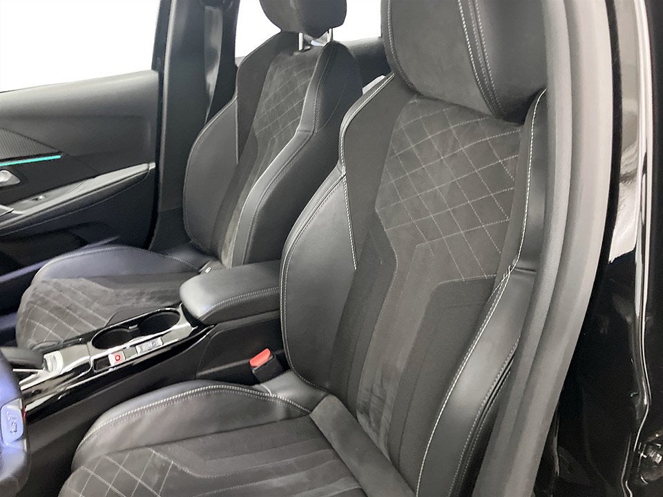 Bild på Peugeot E-208 GT 50kWh 136hk Aut - B-KAMERA, CARPLAY