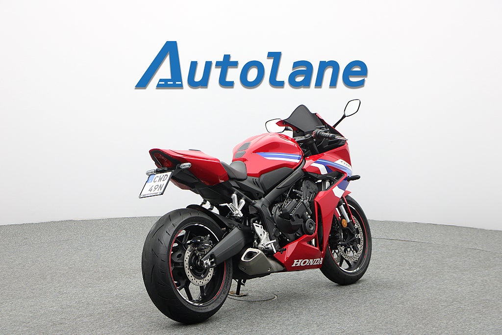 Honda CBR650R E-Clutch *RESERVERAD*