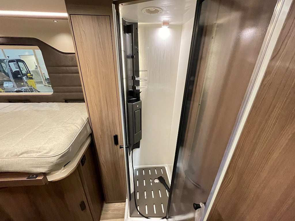 Kabe TMX 810 LGB /5 bältad/Mercedes 170hk/ALDE/Taksäng - Kabe