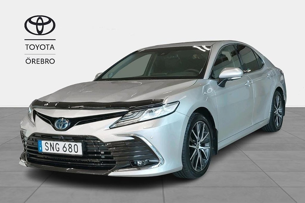 Toyota Camry Hybrid Executive Premiumpaket Motorvärmare Vinterhjul