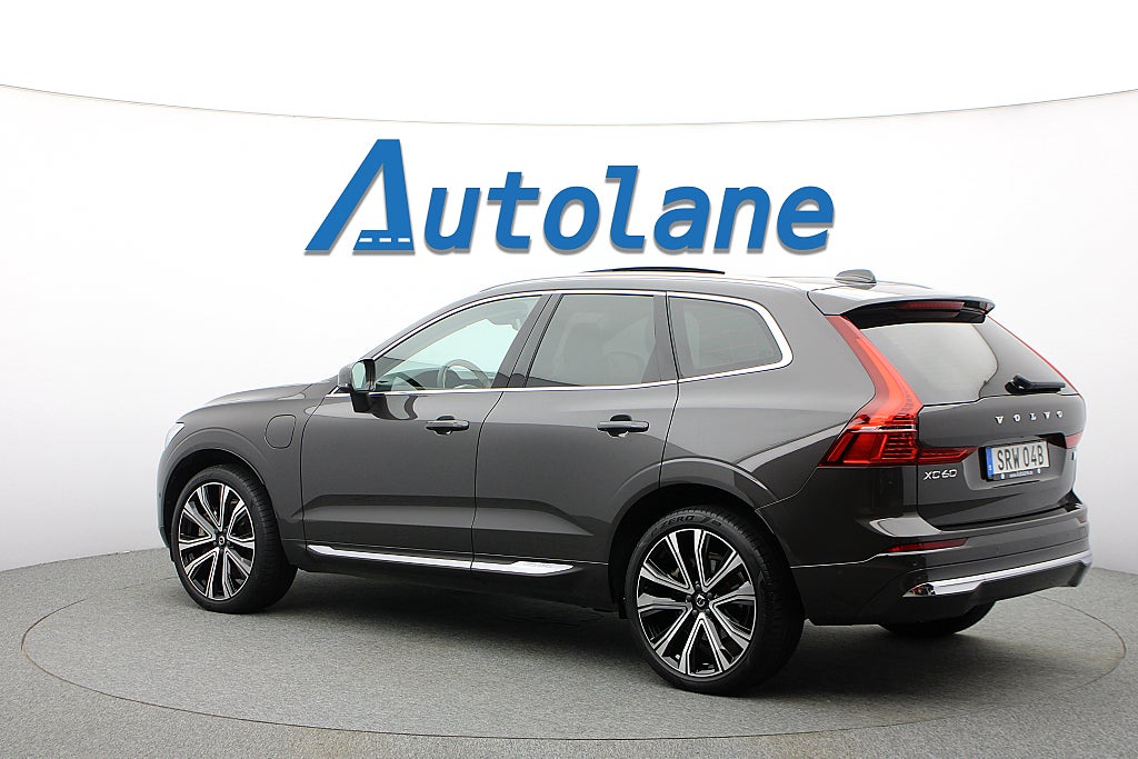 Volvo XC60 Recharge T6 AWD Plus Bright Pano, 360, Skinn MOMS 360hk