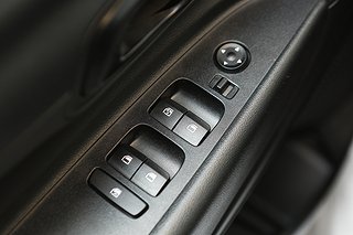 Halvkombi Hyundai i20 10 av 22