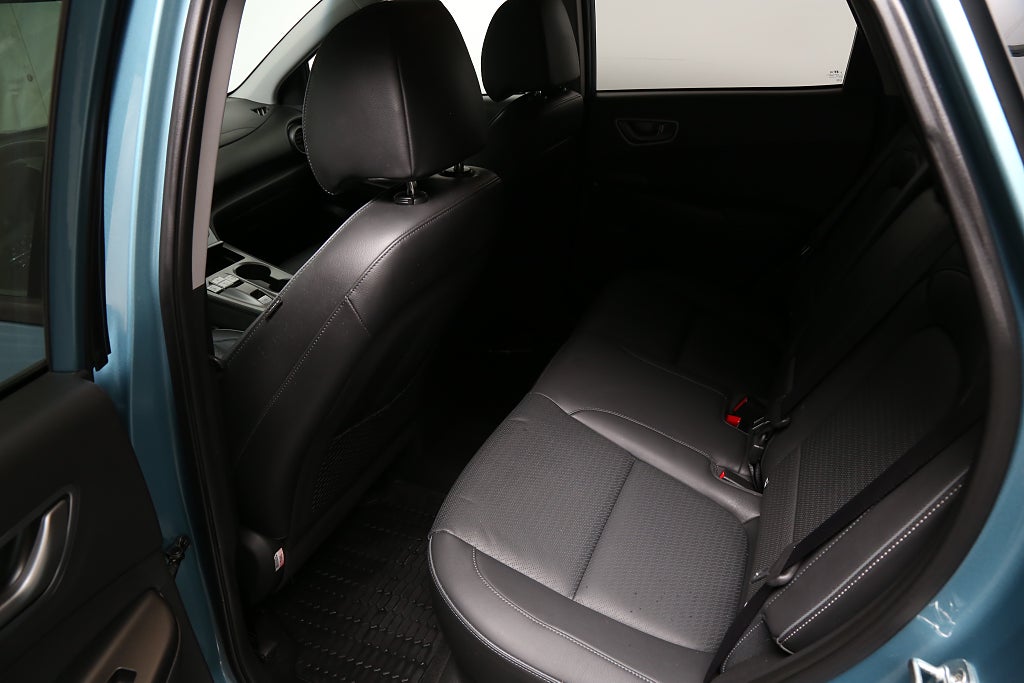 Hyundai Kona Electric 64 kWh Premium 204hk Skinn Navi 1ägare 2020