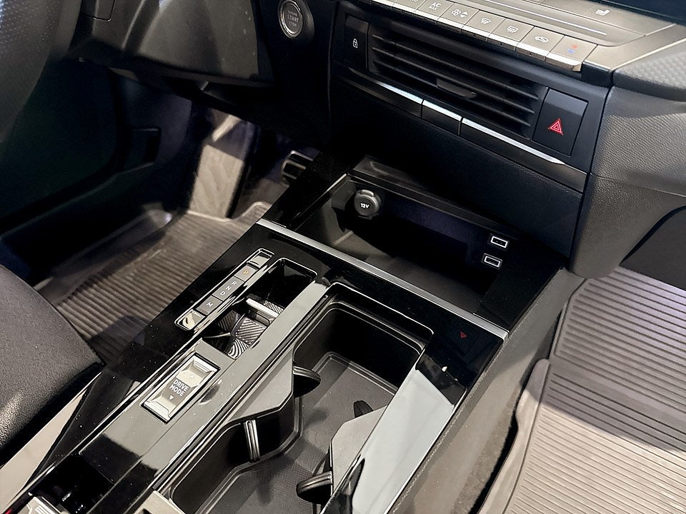 Bild på Opel Astra ST GS 1.2 PT 130hk Aut - B-KAMERA, CARPLAY