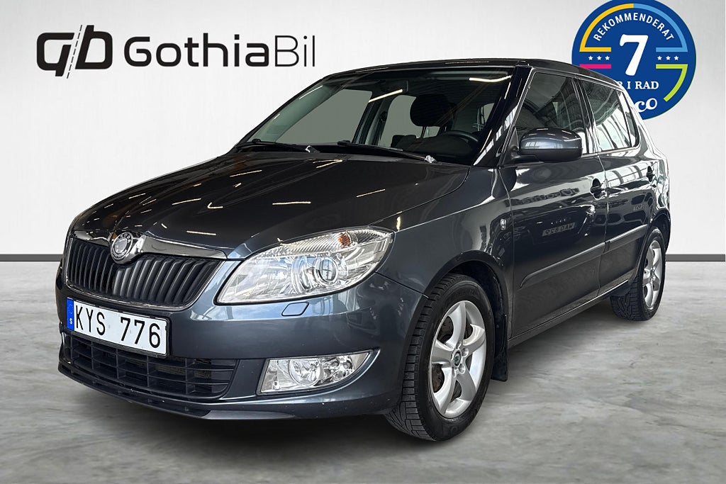 Skoda Fabia 1.2 TSI Elegance Climatronic Färddator Farthållare Aut