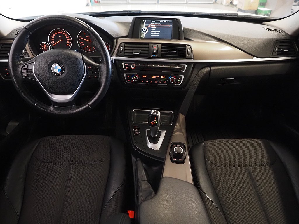 BMW 320 d 184hk Sedan Steptronic 2014