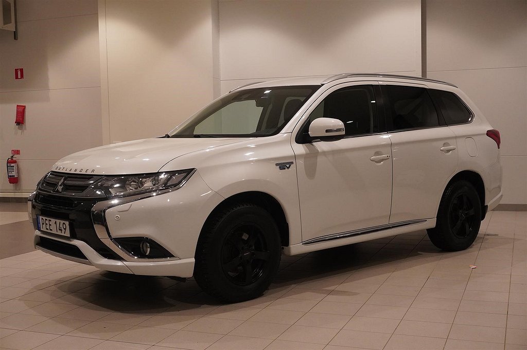 Mitsubishi Outlander 2.0 PHEV 4WD Komfort Drag 203hk