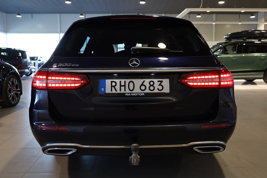Mercedes-Benz E 300 T de 9G-Tronic Burmester Navi Kamera Värmare Drag 2023