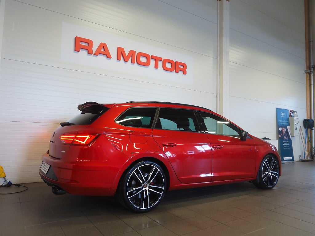 Seat Leon ST Cupra  2.0 TSI 4Drive 300hk | Navi | Beats | Cockpit | 2019