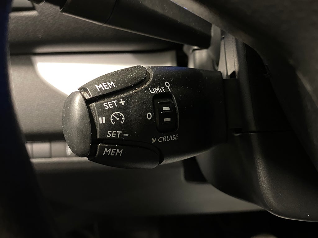 Bild på Citroën SpaceTourer ë- 75kwh L3 FEEL - 9-SITS