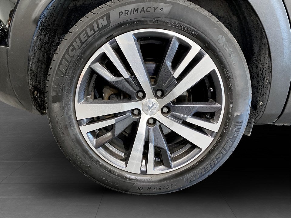 Bild på Peugeot 3008 Allure 1.5 BHDi 130hk Aut - CARPLAY, P-SENSORER