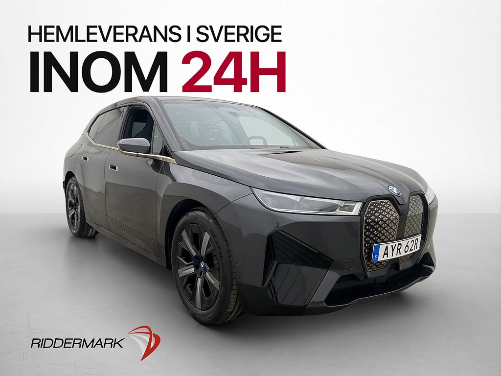 BMW iX xDrive40 Sport Line Pano Drag DA+ PA+ Laser Sky Värme