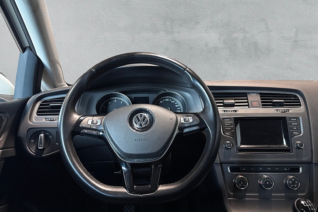 Volkswagen Golf 5-dörrar 1.2 TSI BMT Masters 3-Brukare 426 Årsskatt