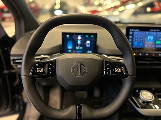 MG 4 Electric 51 kWh Värmare/MOMS/SoV-däck/35 mil räckvidd