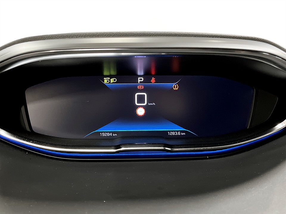 Bild på Peugeot 5008 GT 1.2 PT 130hk Aut 7-SITS B-KAMERA CARPLAY