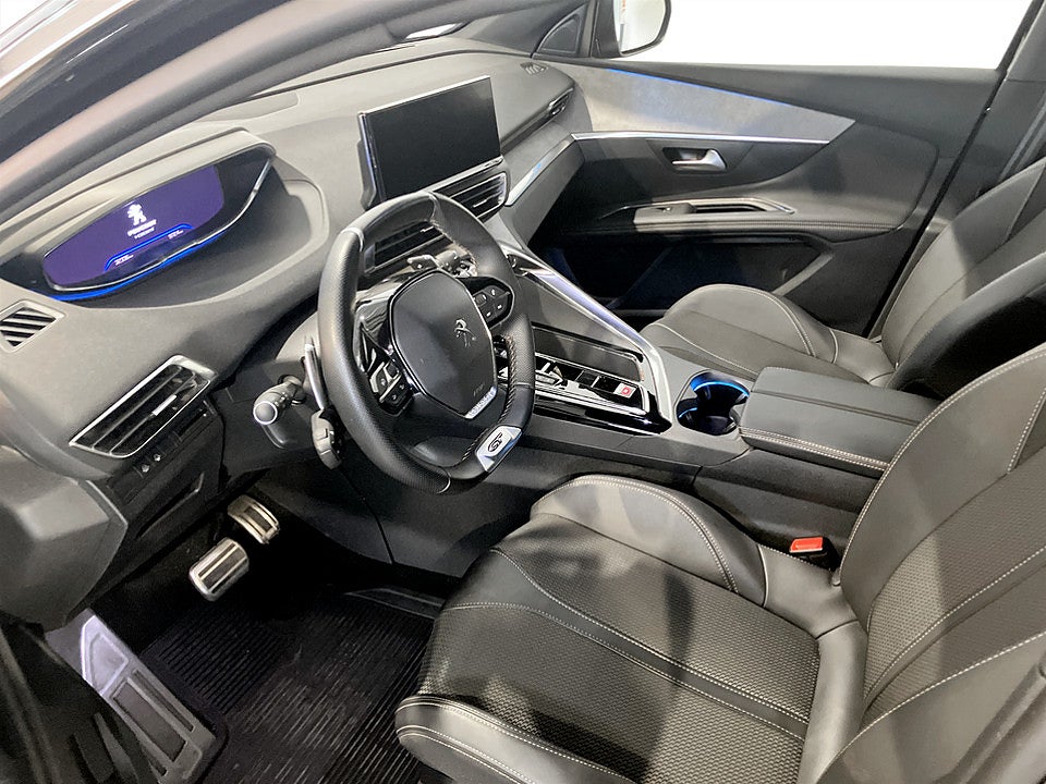 Bild på Peugeot 3008 GT 1.2 PT 130hk Aut B-KAMERA CARPLAY