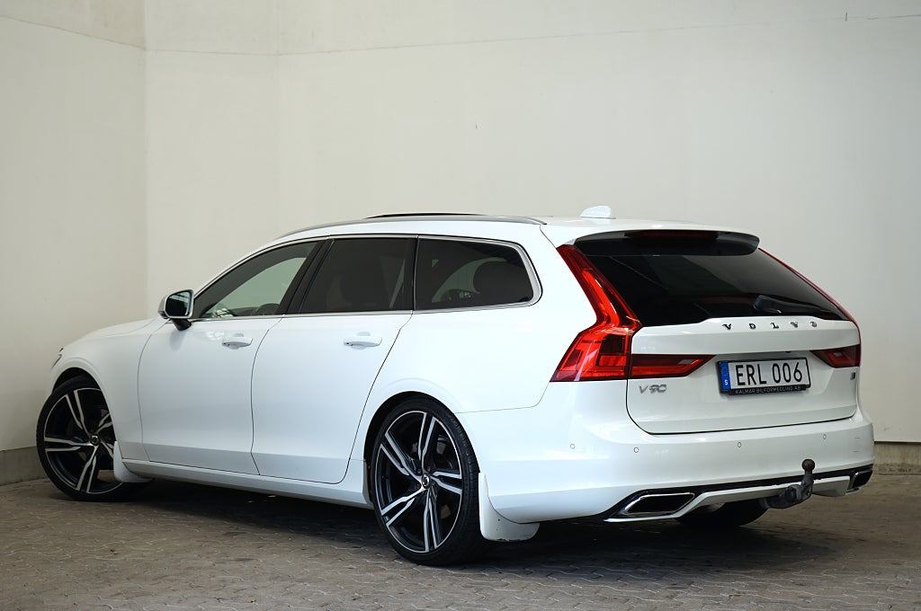 Volvo V90 D5 AWD R-Design B&W Panorama Se Spec 235hk