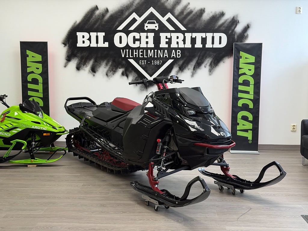 Ski-Doo Freeride 850 146"
