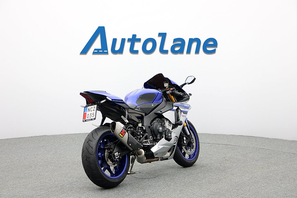 Yamaha YZF-R1 *Akrapovic Nyservad