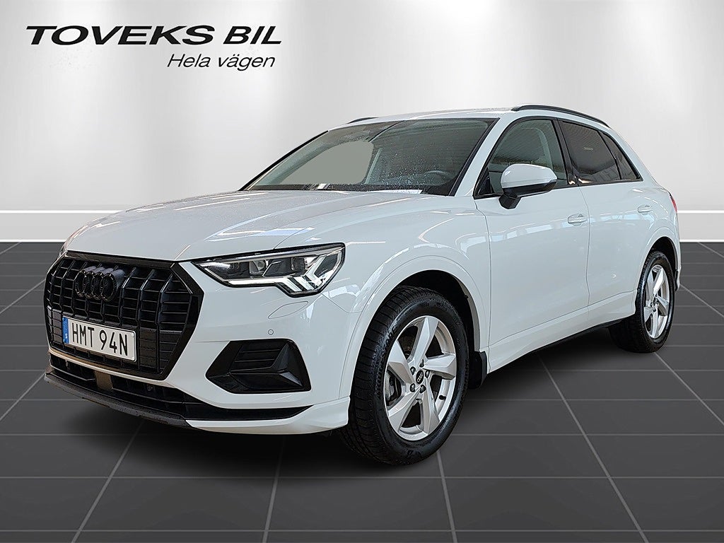 Audi Q3 ADVANCED 150 HK DRAG|Värmare|Adaptiv farth|Rattvär