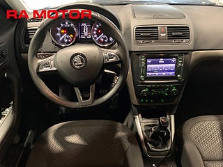 SUV Skoda Yeti 12 av 23