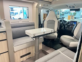 Husbil-halvintegrerad Adria COMPACT DL 60 Y 11 av 29