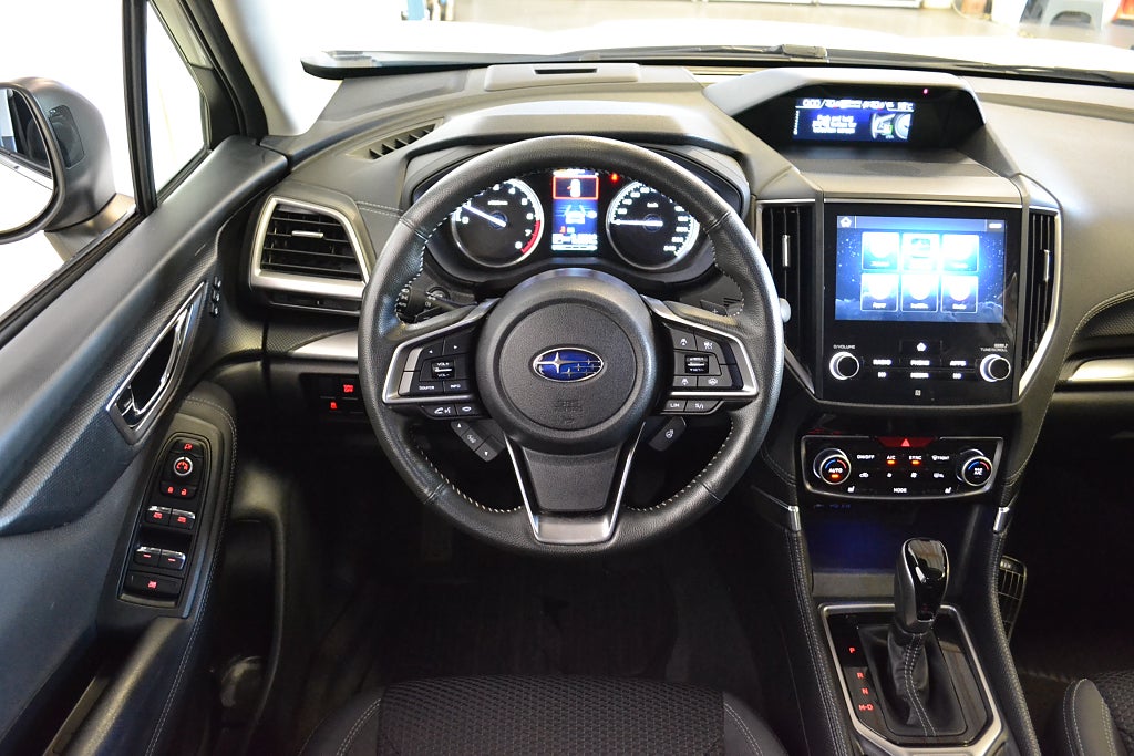 Subaru Forester 2,0i e-Boxer XFuel Active AWD Aut Extraljus Motor-v