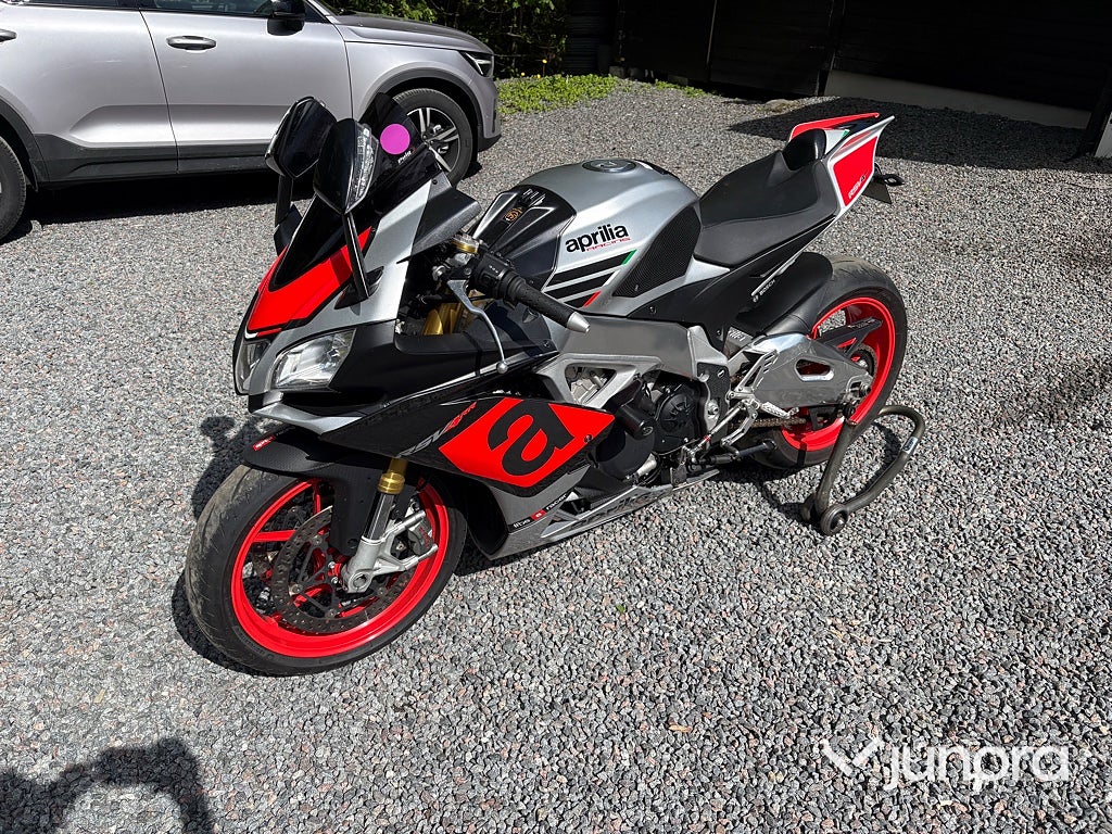 Aprilia RSV4 1000 RR 1.0 Euro 4